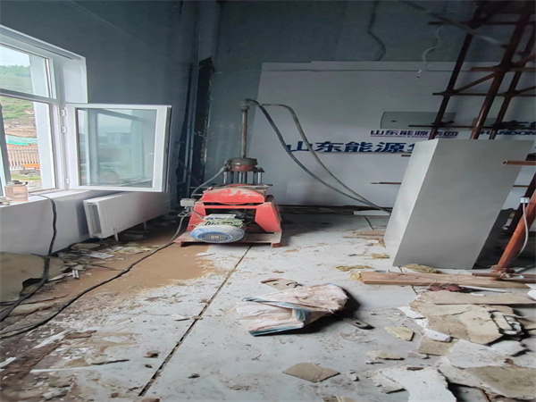 高州地基基础下沉墙体裂缝加固注浆顶升施工