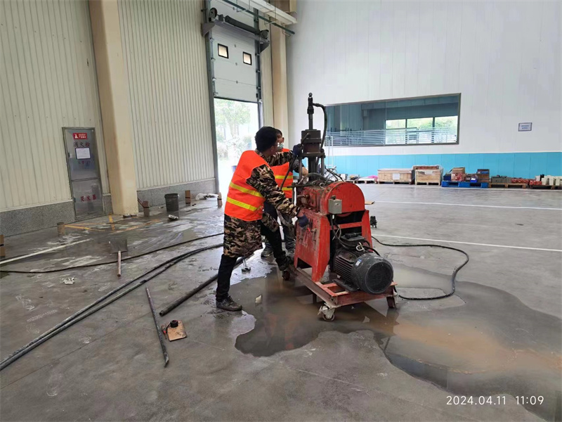 高州厂房地面下沉塌陷注浆加固施工